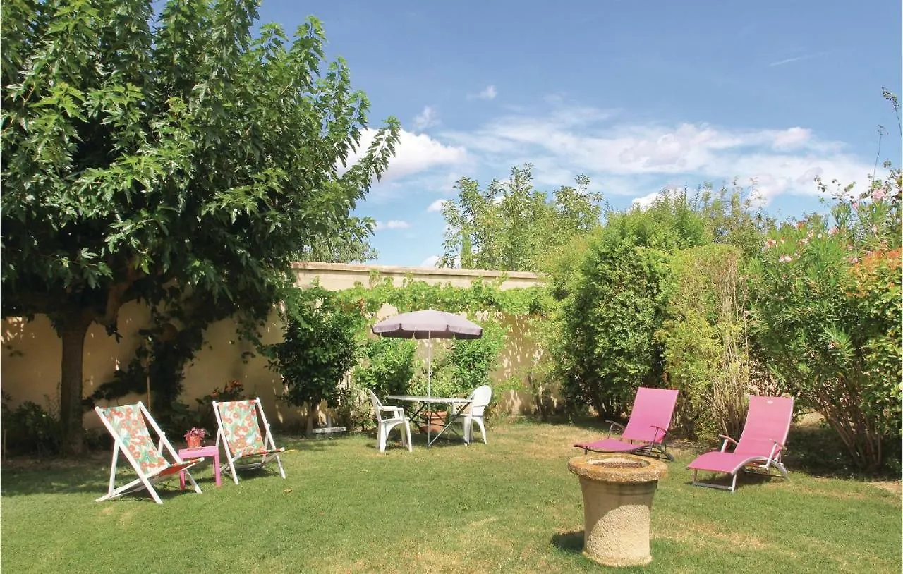 Holiday home 1 Bedroom Stunning Home In Caderousse